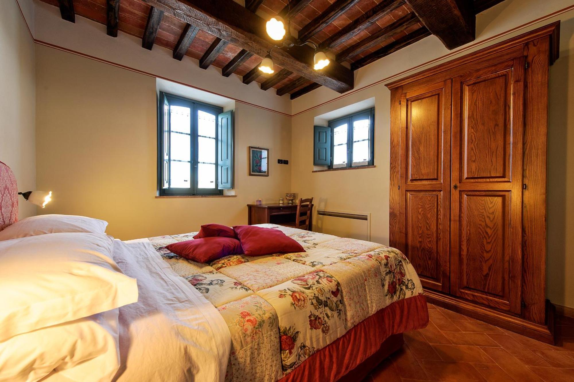 Casa Vacanze La Fiorita Κορτόνα Δωμάτιο φωτογραφία